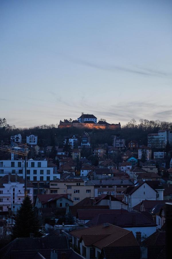 Quiboo Cosmopolit Lägenhet Braşov Exteriör bild